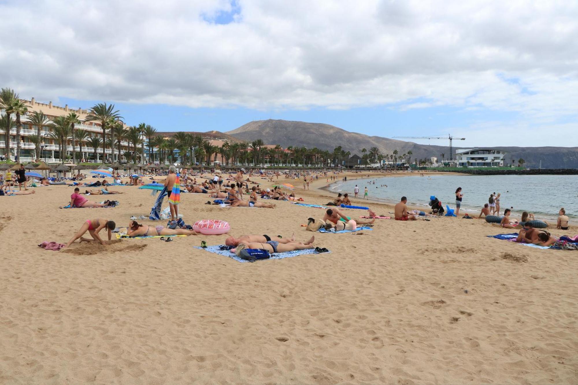 Las Americas Beach House أرونا المظهر الخارجي الصورة